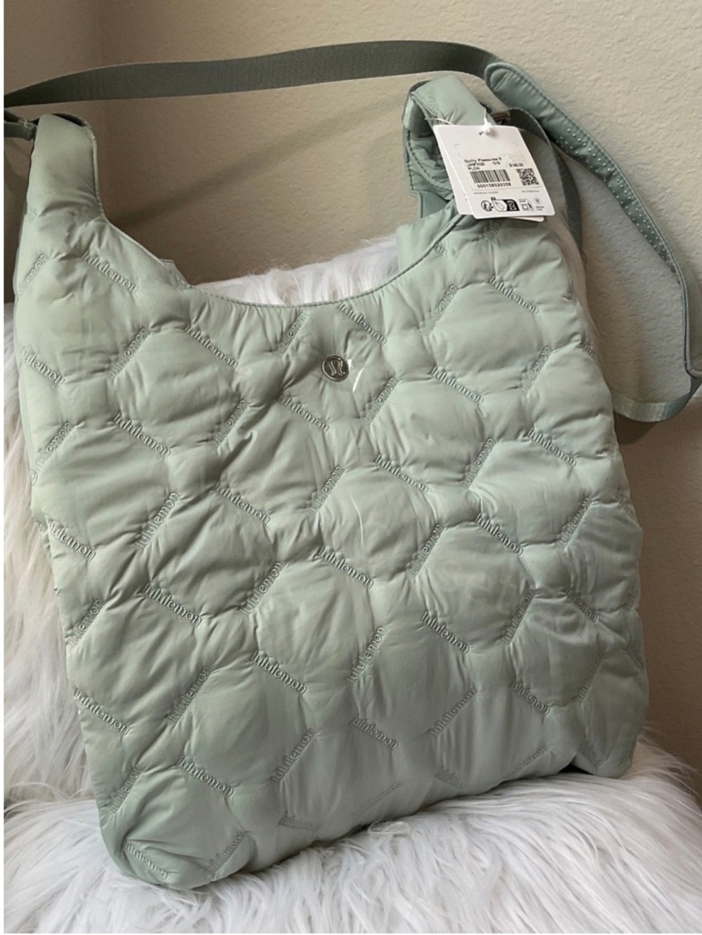 Lululemon Quilted Pleasure Shoulder Bag- Color(Pelican) 14L
